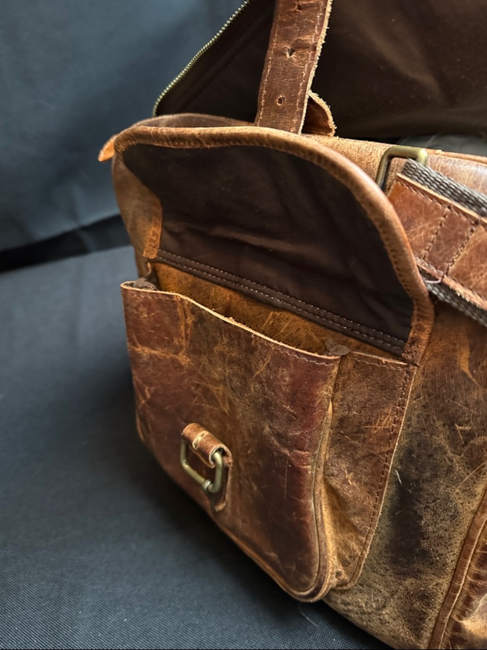 Classic Brown Leather Weekender Duffel Bag - Men - Picture 7 of 12
